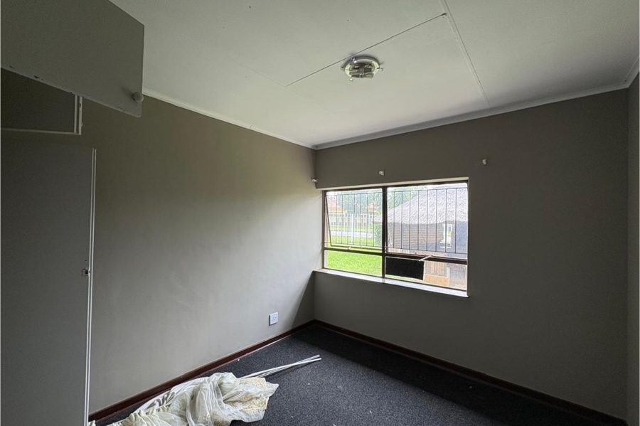 3 Bedroom Property for Sale in Pioneer Park KwaZulu-Natal