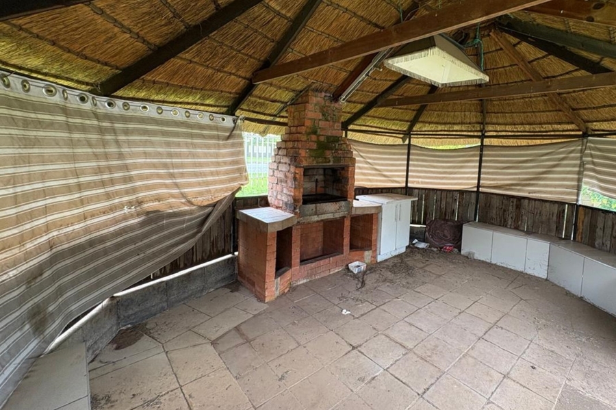 3 Bedroom Property for Sale in Pioneer Park KwaZulu-Natal