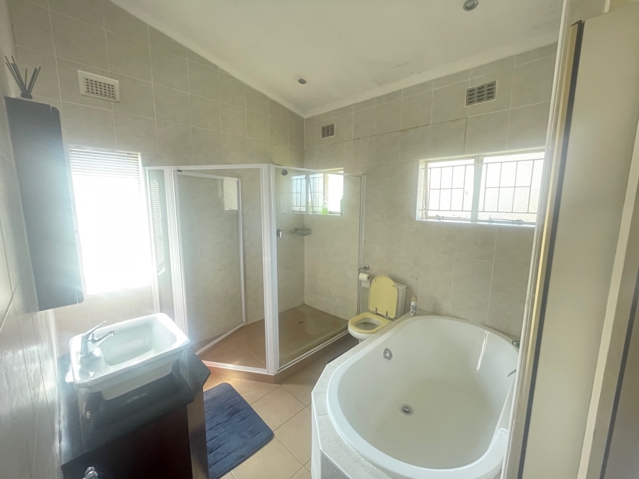 1 Bedroom Property for Sale in Morningside KwaZulu-Natal