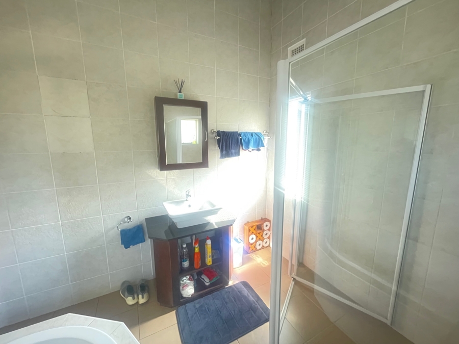 1 Bedroom Property for Sale in Morningside KwaZulu-Natal