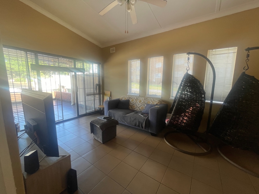 1 Bedroom Property for Sale in Morningside KwaZulu-Natal