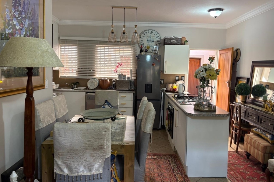 1 Bedroom Property for Sale in Sunnyridge KwaZulu-Natal