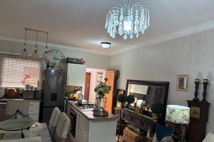 1 Bedroom Property for Sale in Sunnyridge KwaZulu-Natal