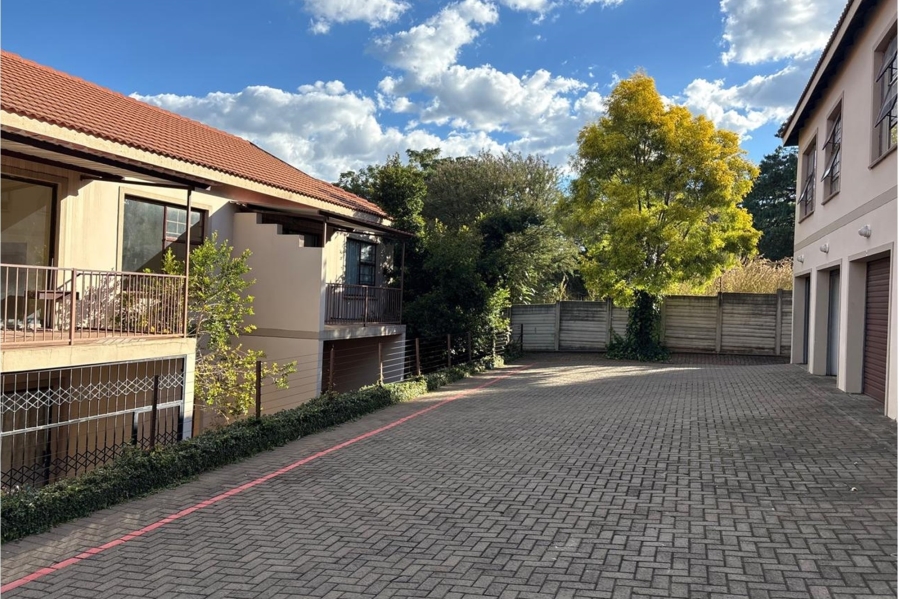 1 Bedroom Property for Sale in Sunnyridge KwaZulu-Natal
