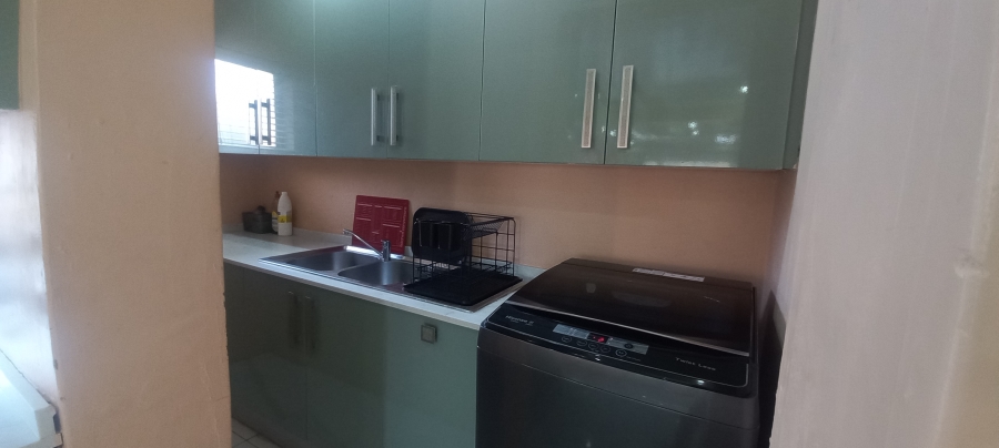 5 Bedroom Property for Sale in Margate KwaZulu-Natal