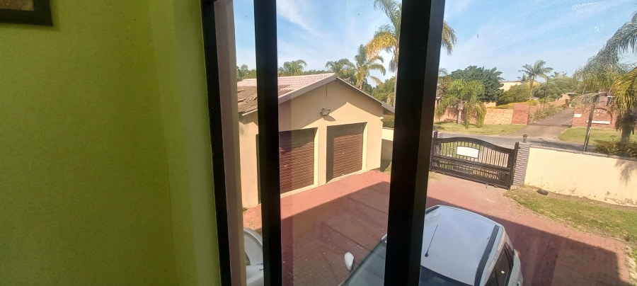 5 Bedroom Property for Sale in Margate KwaZulu-Natal