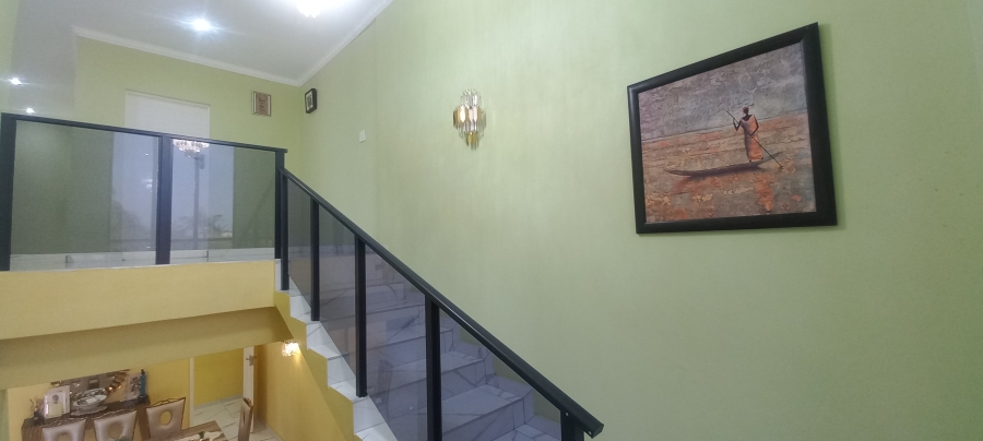 5 Bedroom Property for Sale in Margate KwaZulu-Natal