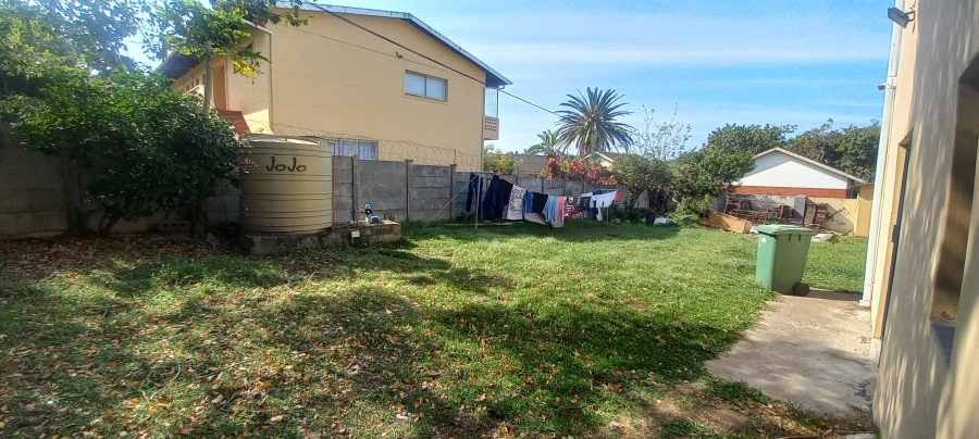 5 Bedroom Property for Sale in Margate KwaZulu-Natal