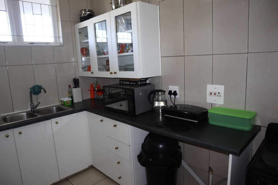1 Bedroom Property for Sale in Pinetown KwaZulu-Natal