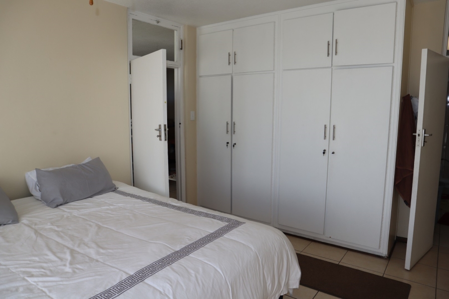 1 Bedroom Property for Sale in Pinetown KwaZulu-Natal