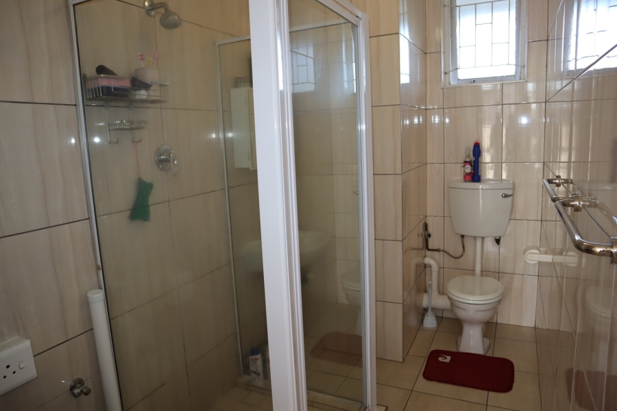 1 Bedroom Property for Sale in Pinetown KwaZulu-Natal