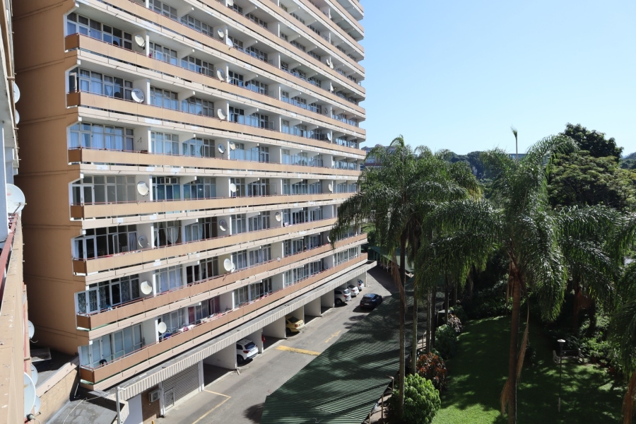 1 Bedroom Property for Sale in Pinetown KwaZulu-Natal