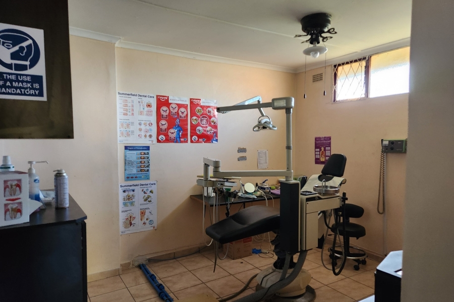 4 Bedroom Property for Sale in Yellowwood Park KwaZulu-Natal