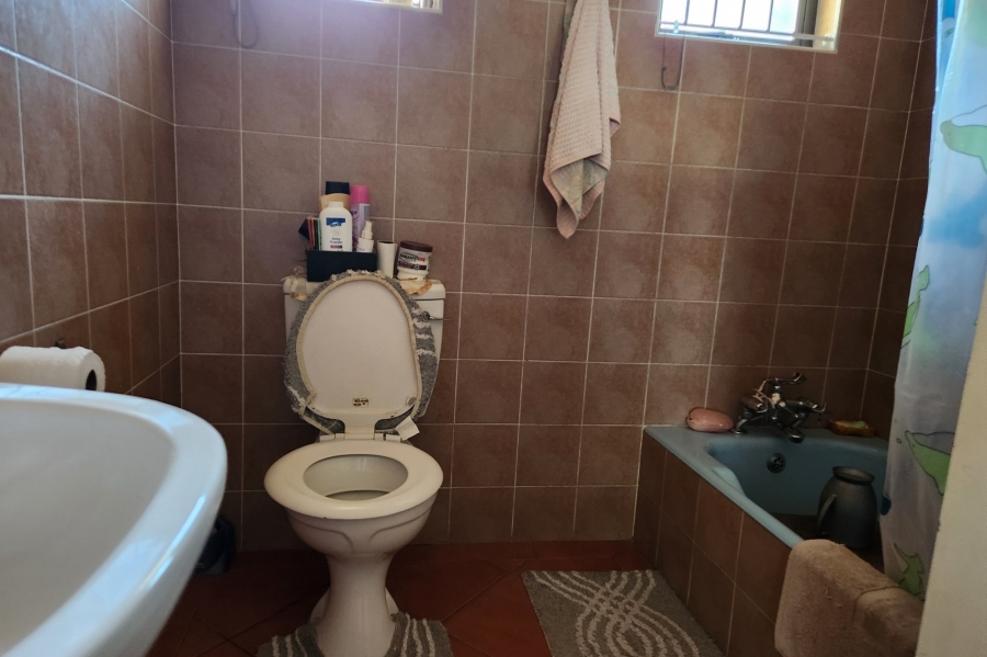 4 Bedroom Property for Sale in Yellowwood Park KwaZulu-Natal