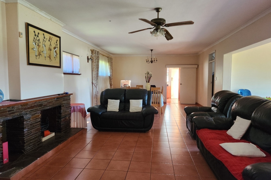 4 Bedroom Property for Sale in Yellowwood Park KwaZulu-Natal