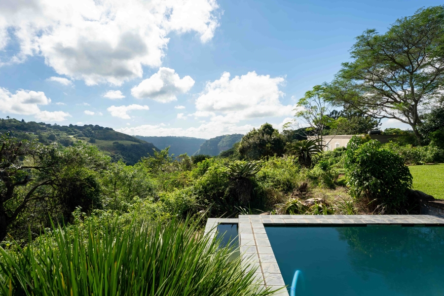 5 Bedroom Property for Sale in Kloof KwaZulu-Natal