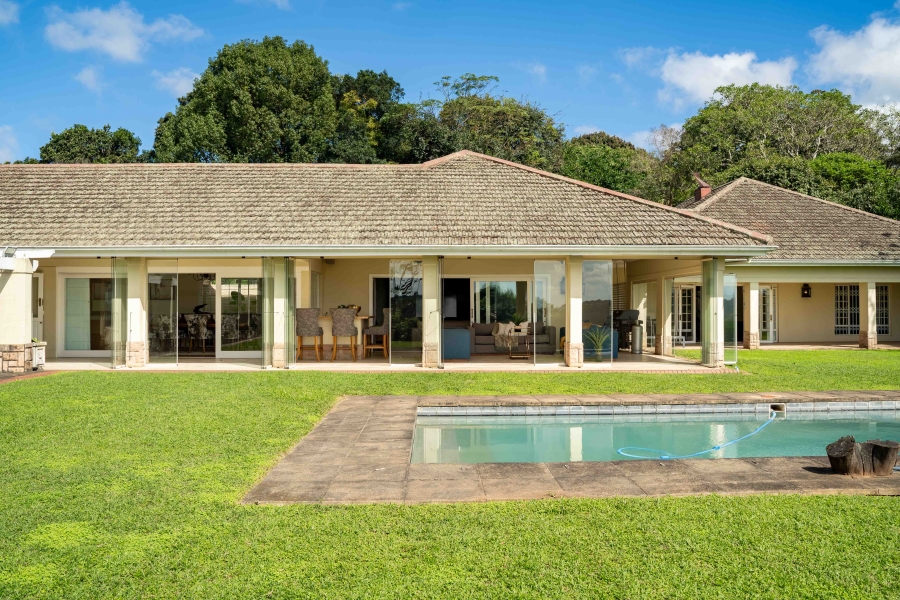 5 Bedroom Property for Sale in Kloof KwaZulu-Natal
