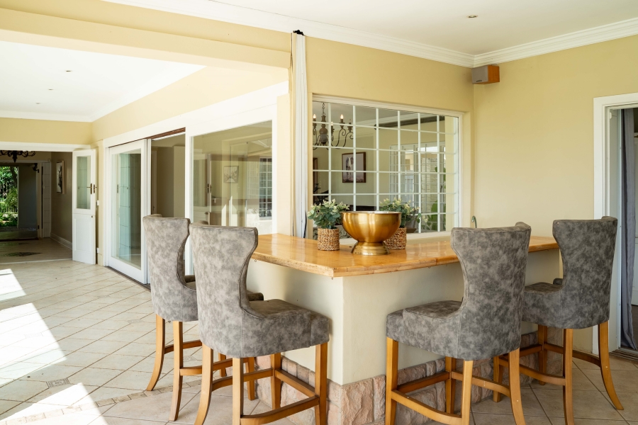 5 Bedroom Property for Sale in Kloof KwaZulu-Natal
