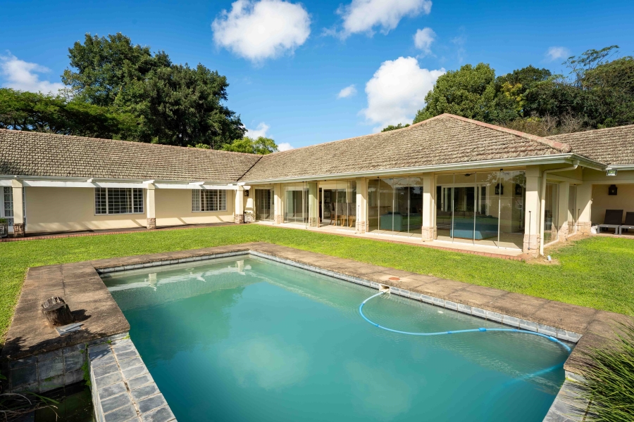 5 Bedroom Property for Sale in Kloof KwaZulu-Natal
