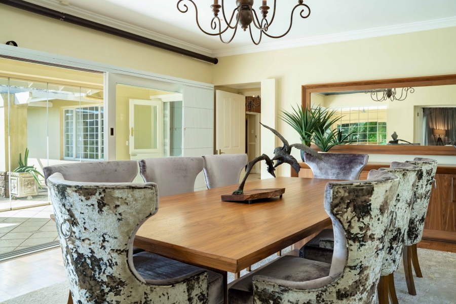 5 Bedroom Property for Sale in Kloof KwaZulu-Natal
