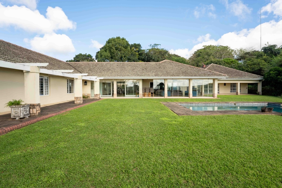 5 Bedroom Property for Sale in Kloof KwaZulu-Natal