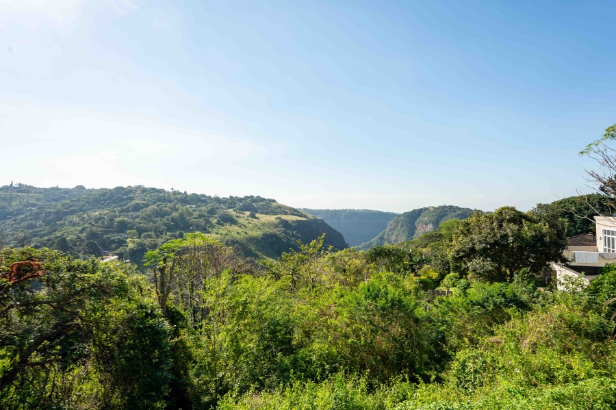 5 Bedroom Property for Sale in Kloof KwaZulu-Natal