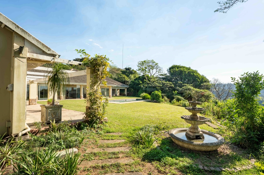 5 Bedroom Property for Sale in Kloof KwaZulu-Natal