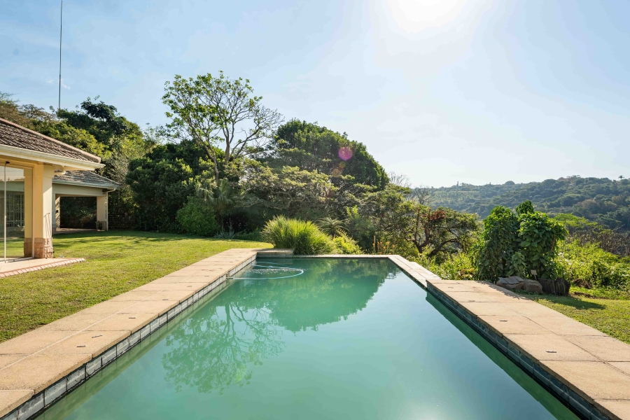 5 Bedroom Property for Sale in Kloof KwaZulu-Natal