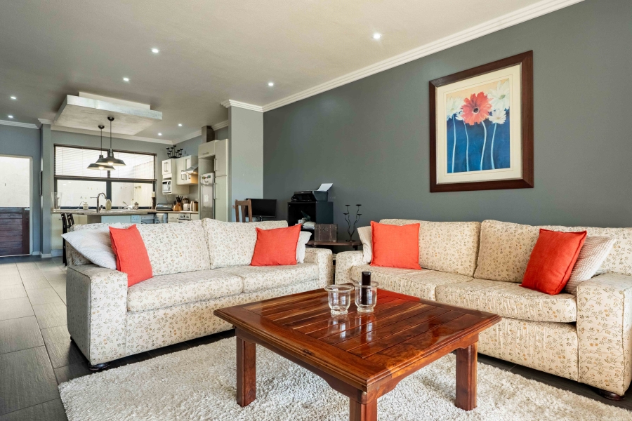 2 Bedroom Property for Sale in Hillcrest Central KwaZulu-Natal