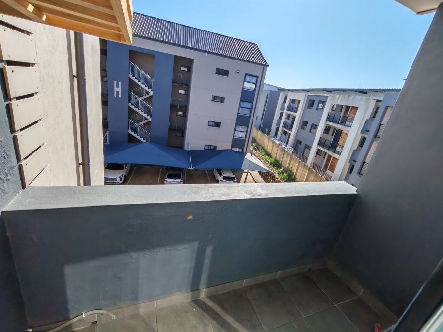 To Let 2 Bedroom Property for Rent in Umbogintwini KwaZulu-Natal