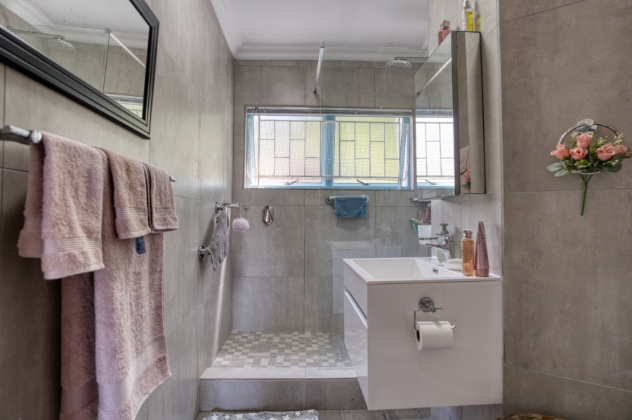 3 Bedroom Property for Sale in Shakas Rock KwaZulu-Natal