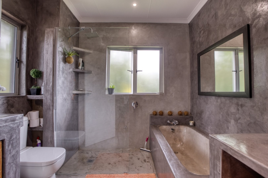 3 Bedroom Property for Sale in Salt Rock KwaZulu-Natal