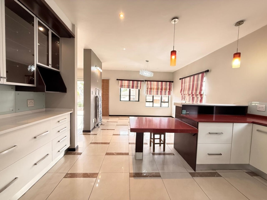 3 Bedroom Property for Sale in Schuinshoogte KwaZulu-Natal