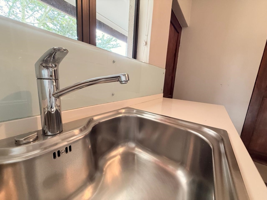 3 Bedroom Property for Sale in Schuinshoogte KwaZulu-Natal