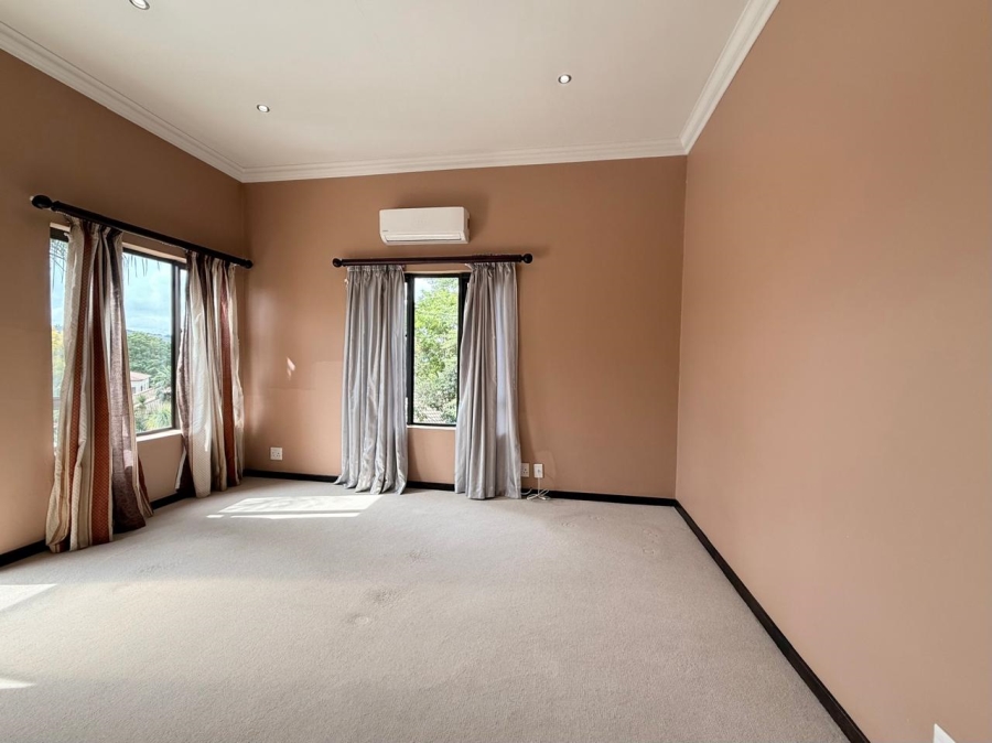 3 Bedroom Property for Sale in Schuinshoogte KwaZulu-Natal