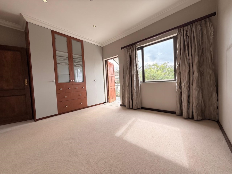 3 Bedroom Property for Sale in Schuinshoogte KwaZulu-Natal