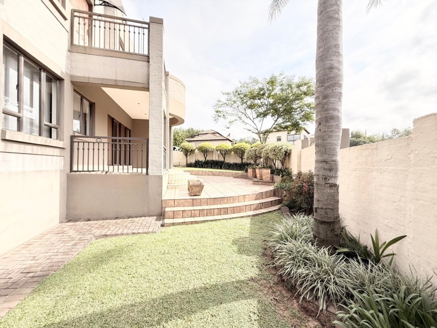 3 Bedroom Property for Sale in Schuinshoogte KwaZulu-Natal
