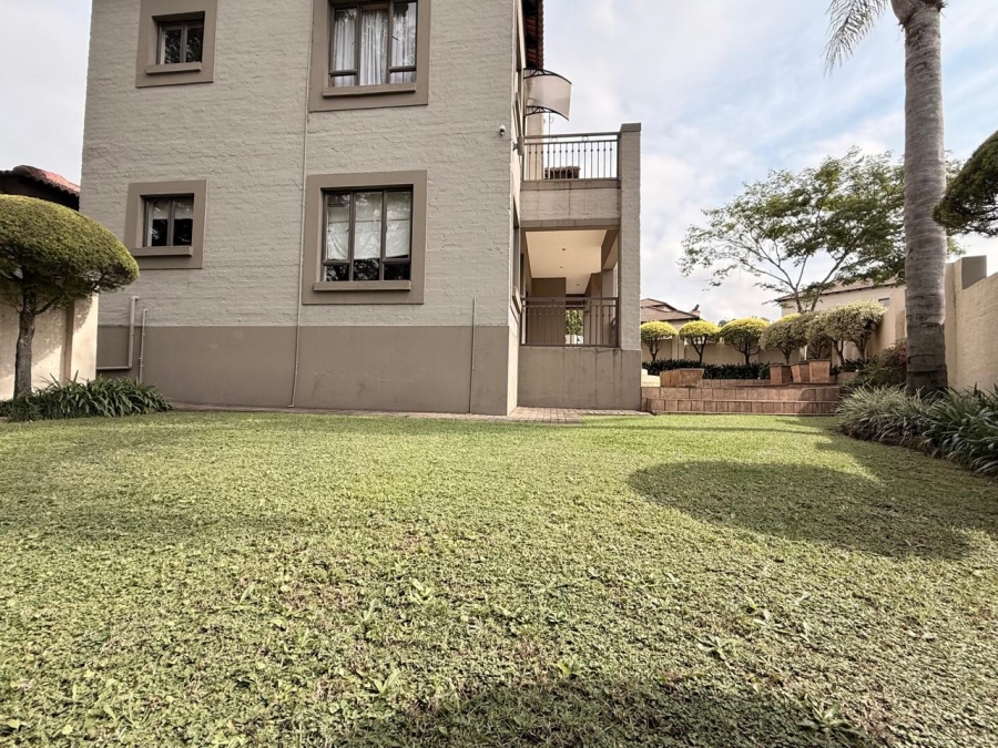 3 Bedroom Property for Sale in Schuinshoogte KwaZulu-Natal