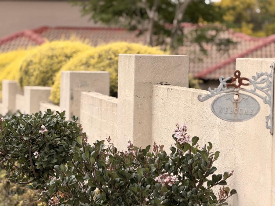 3 Bedroom Property for Sale in Schuinshoogte KwaZulu-Natal