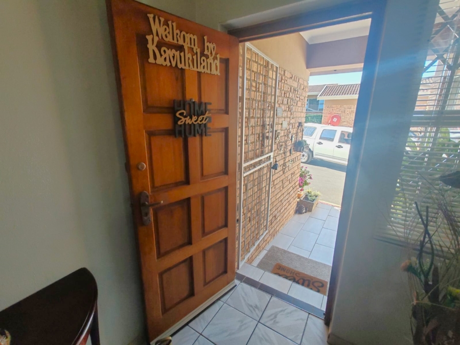3 Bedroom Property for Sale in Uvongo KwaZulu-Natal