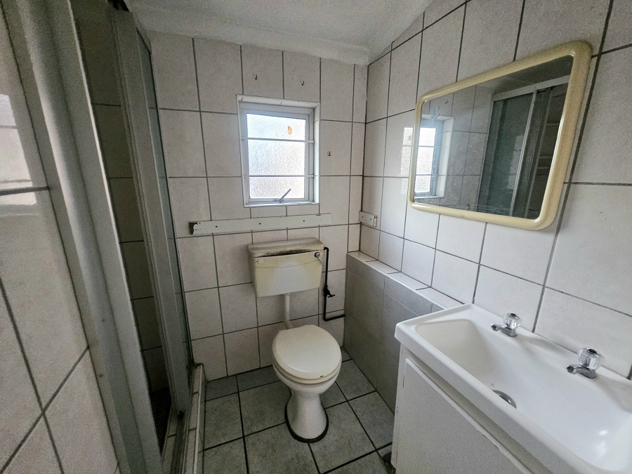 1 Bedroom Property for Sale in Woodlands KwaZulu-Natal