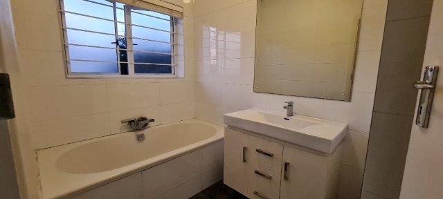 To Let 3 Bedroom Property for Rent in Bluff KwaZulu-Natal