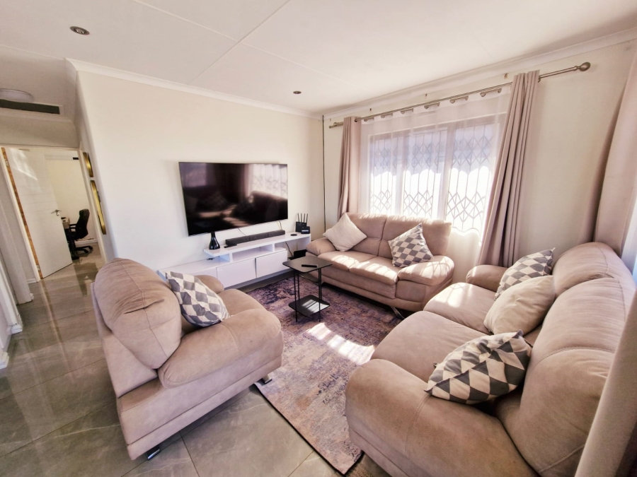 3 Bedroom Property for Sale in Southgate KwaZulu-Natal