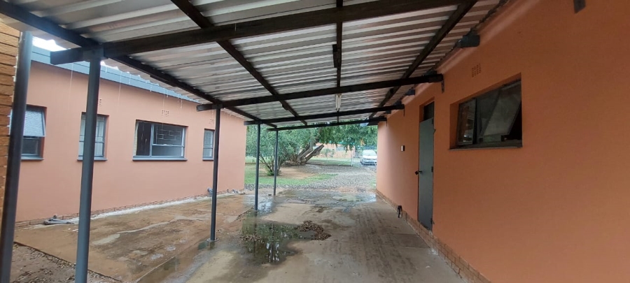 4 Bedroom Property for Sale in Utrecht KwaZulu-Natal