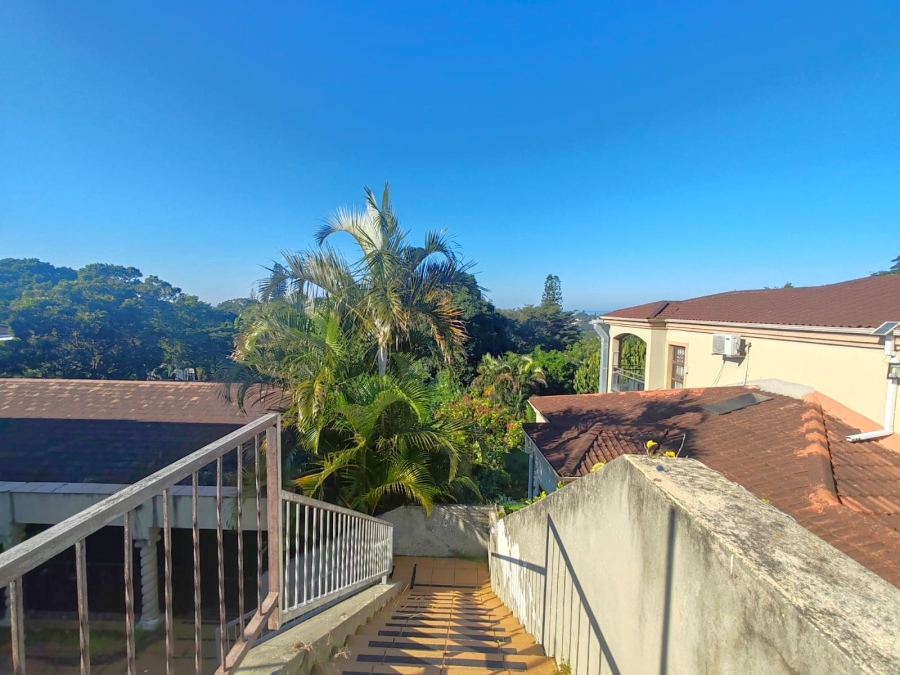 7 Bedroom Property for Sale in Uvongo KwaZulu-Natal