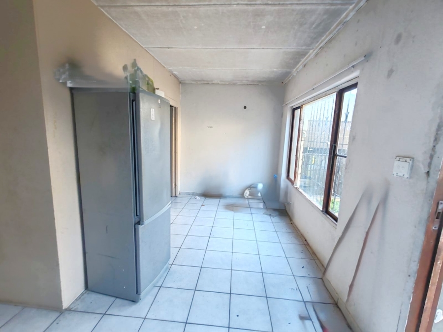 7 Bedroom Property for Sale in Uvongo KwaZulu-Natal