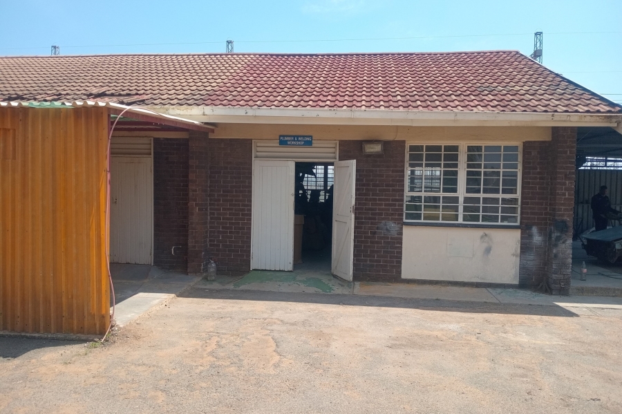 Commercial Property for Sale in Ingagane KwaZulu-Natal