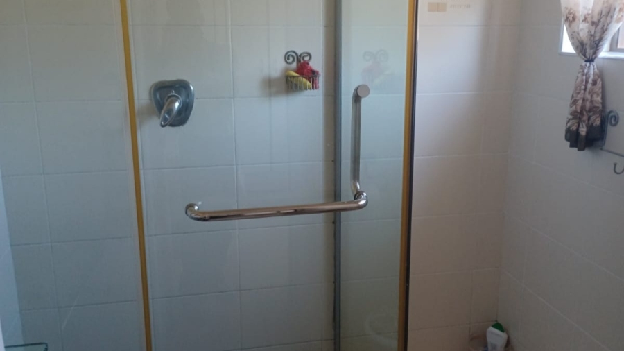 3 Bedroom Property for Sale in Ocean View KwaZulu-Natal