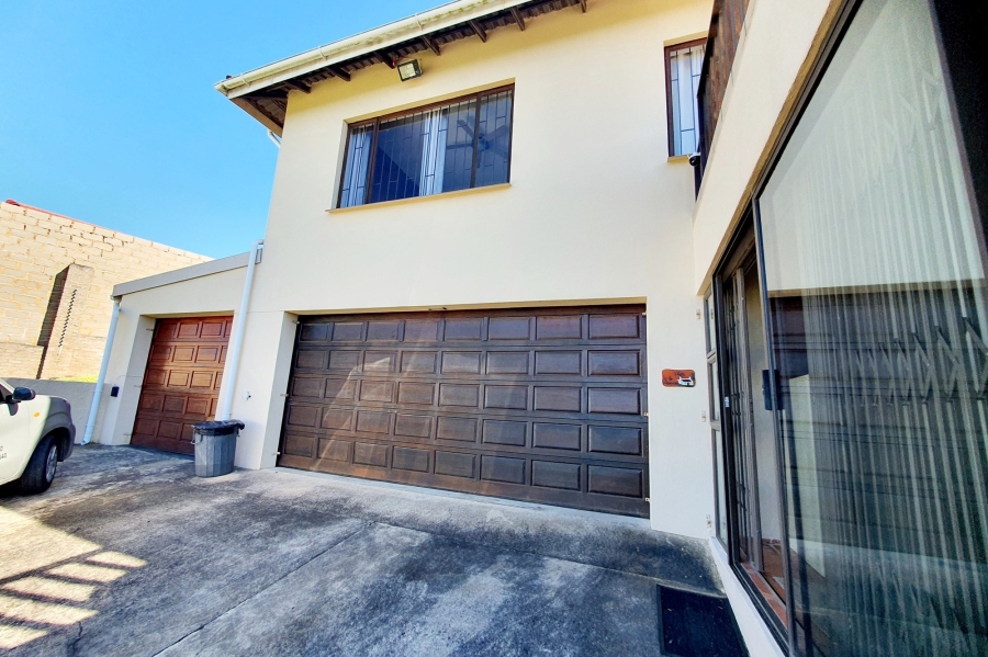 4 Bedroom Property for Sale in Palm Beach KwaZulu-Natal
