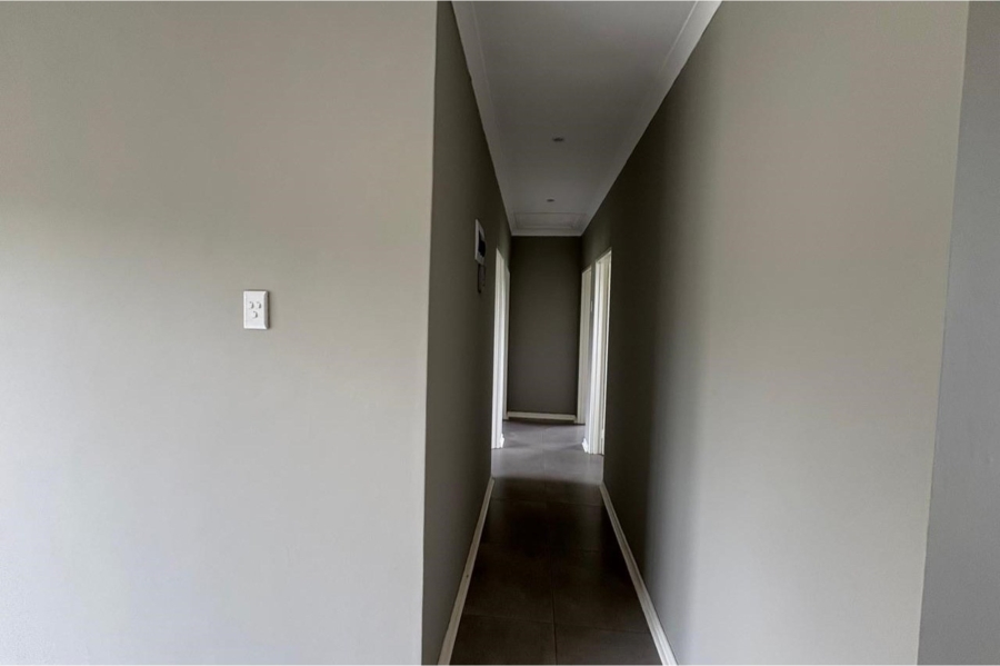 3 Bedroom Property for Sale in Sunnyridge KwaZulu-Natal
